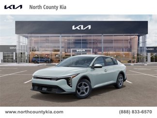 New 2025 Kia K4 LXS image 1