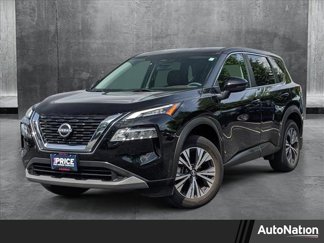 Used 2022 Nissan Rogue SV image 1