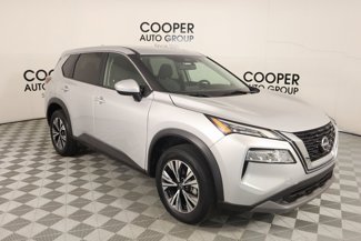 Used 2023 Nissan Rogue SV image 1