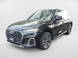 Used 2023 Audi Q5 2.0T Premium w/ Convenience Package image 1