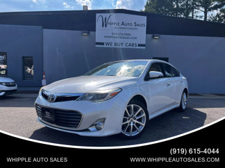 Used 2013 Toyota Avalon Limited image 1