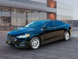 Used 2020 Ford Fusion SE image 1