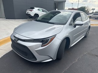 Used 2022 Toyota Corolla LE image 1