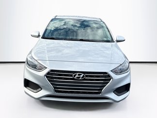 Used 2022 Hyundai Accent SE video 2