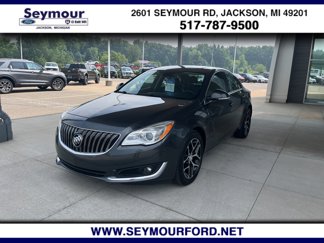 Used 2017 Buick Regal Sport Touring image 1