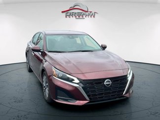 Used 2023 Nissan Altima 2.5 SV image 1