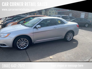 Used 2011 Chrysler 200 Limited image 1