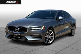 Used 2019 Volvo S60 T6 Momentum image 1