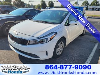 Used 2017 Kia Forte LX image 1