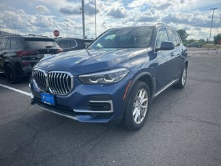 Used 2022 BMW X5 xDrive40i w/ Premium Package image 1