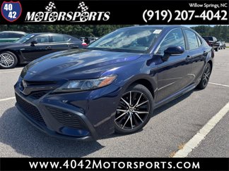 Used 2021 Toyota Camry SE image 1