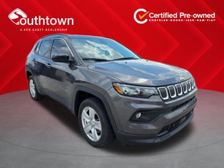 Certified 2022 Jeep Compass Latitude w/ Convenience Group image 1