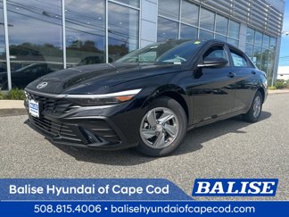 New 2025 Hyundai Elantra SE image 1