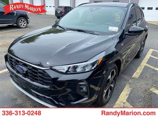 Used 2021 Toyota RAV4 XLE image 1