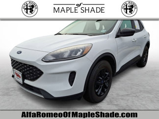 Used 2022 Ford Escape SE w/ Convenience Package image 1