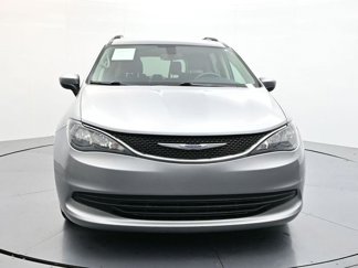 Used 2020 Chrysler Voyager Lxi video 2