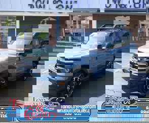 Used 2022 Ford Bronco Sport Outer Banks w/ Tech Package image 1