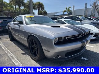 Used 2015 Dodge Challenger R/T Plus image 1