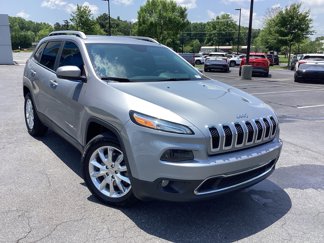 Used 2017 Jeep Cherokee Limited image 1