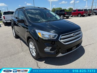 Used 2018 Ford Escape SE w/ Ford Safe & Smart Package image 1