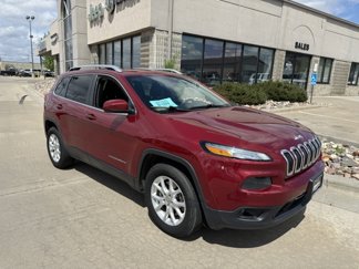 Used 2016 Jeep Cherokee Latitude w/ Comfort/Convenience Group image 1