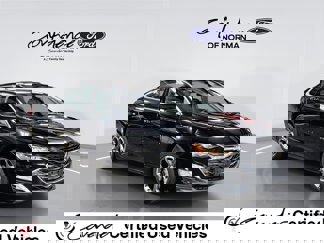 Used 2023 Chevrolet Malibu LT image 1