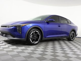 Certified 2025 Kia K4 EX image 1