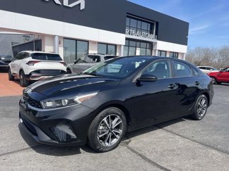 Used 2022 Kia Forte LXS image 1