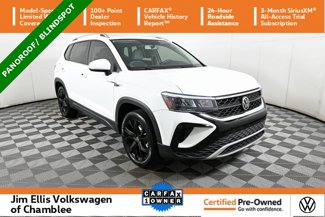 Certified 2022 Volkswagen Taos SE w/ Panoramic Sunroof Package image 1