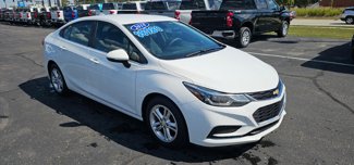 Used 2018 Chevrolet Cruze LT w/ Convenience Package image 1