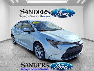 Used 2025 Toyota Corolla LE w/ Convenience Package image 1