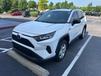 Used 2020 Toyota RAV4 LE image 1