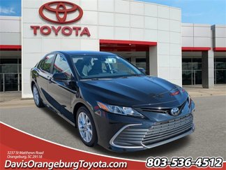 Used 2023 Toyota Camry LE image 1
