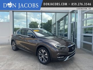 Used 2017 INFINITI QX30 Premium image 1
