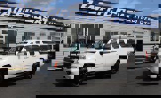 Used 2013 GMC Yukon XL SLE image 1
