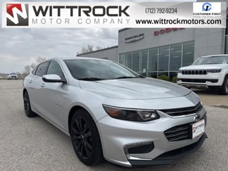 Used 2017 Chevrolet Malibu LT image 1