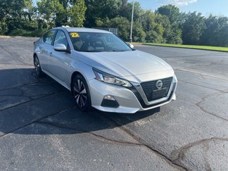 Used 2022 Nissan Altima 2.5 SV image 1