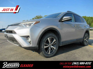 Used 2017 Toyota RAV4 XLE image 1