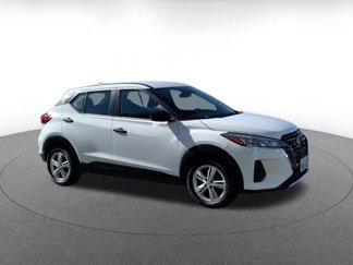 Used 2024 Nissan Kicks S video 2