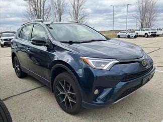 Used 2017 Toyota RAV4 SE image 1