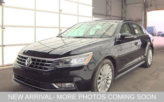 Used 2017 Volkswagen Passat 1.8T SE image 1