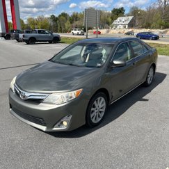 Used 2013 Toyota Camry SE image 1