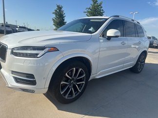 Used 2017 Volvo XC90 T6 Momentum w/ Vision Package image 1