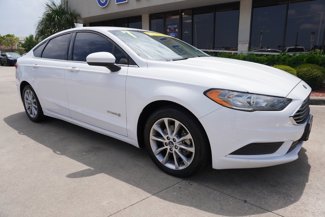 Used 2017 Ford Fusion SE image 1