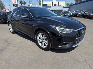 Used 2018 INFINITI QX30 image 1