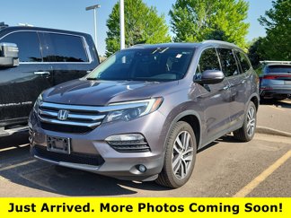 Used 2017 Honda Pilot Elite image 1