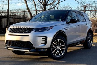 New 2025 Land Rover Discovery Sport Dynamic SE image 1
