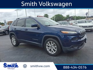Used 2018 Jeep Cherokee Latitude Plus w/ Comfort/Convenience Group image 1