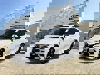 Used 2020 Toyota Camry SE image 1