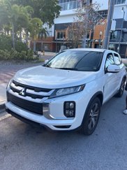 Used 2021 Mitsubishi Outlander Sport SE image 1
